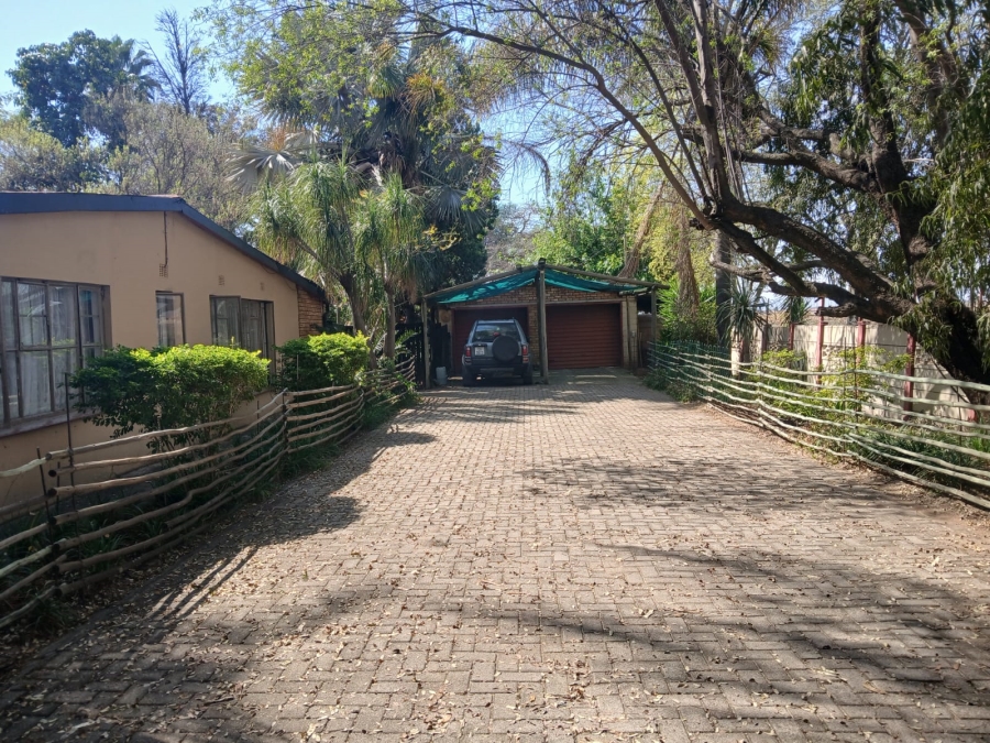 7 Bedroom Property for Sale in Waterkloof A H North West